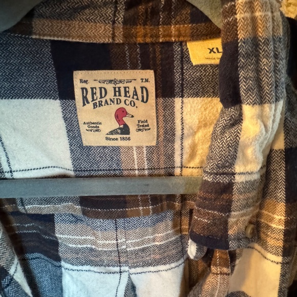 XL Flannel button up shirt - Picture 5 of 6